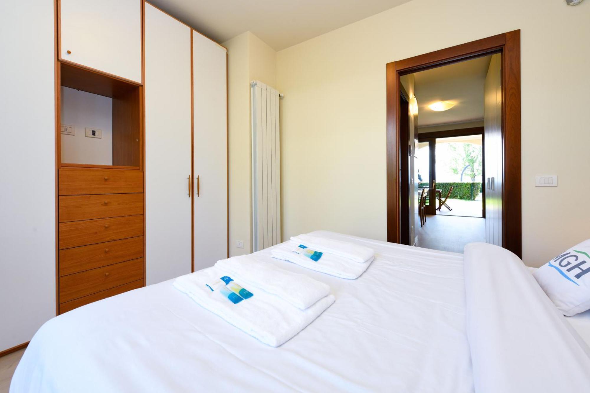 My Sirmione Beach Apartment Superior Экстерьер фото